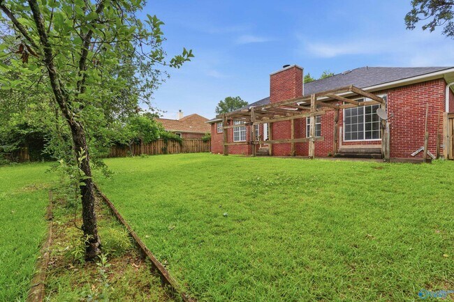 Building Photo - 134 Garden Brook Dr