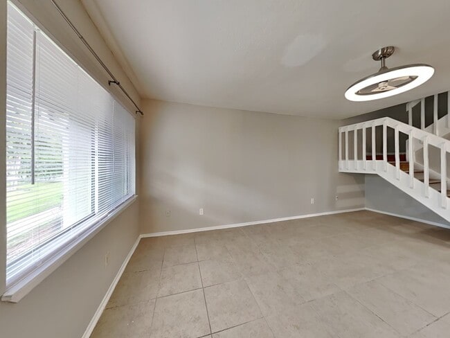 Building Photo - 4412 Prairie Ct