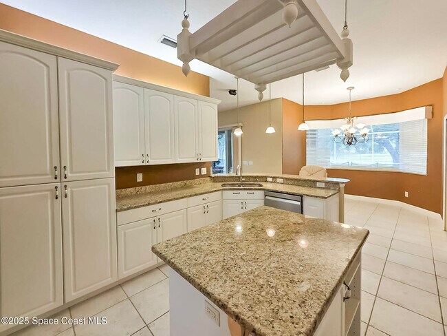 Building Photo - 949 SE Gardenbrook Ct
