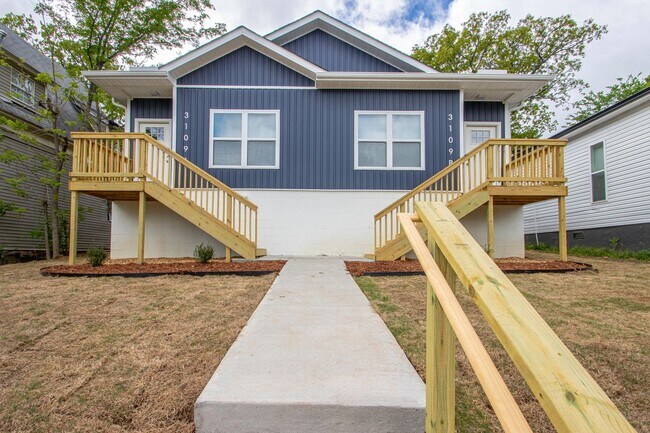 Building Photo - 3109 W 11th St