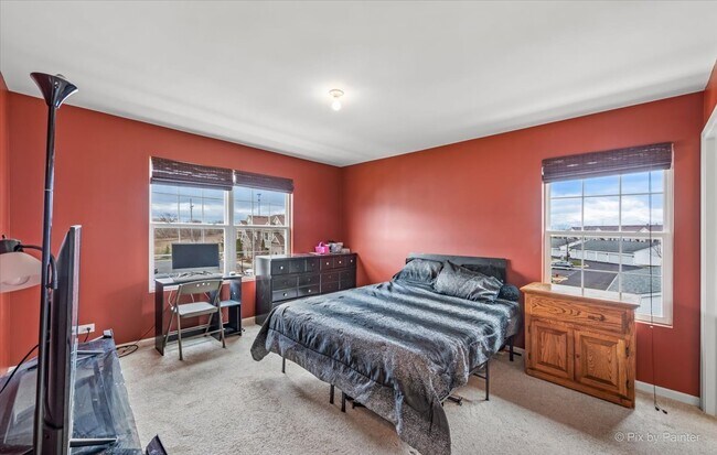 Building Photo - 2270 Aurora Dr