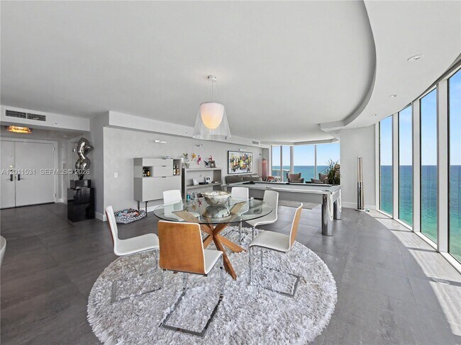 Building Photo - 17555 Collins Ave