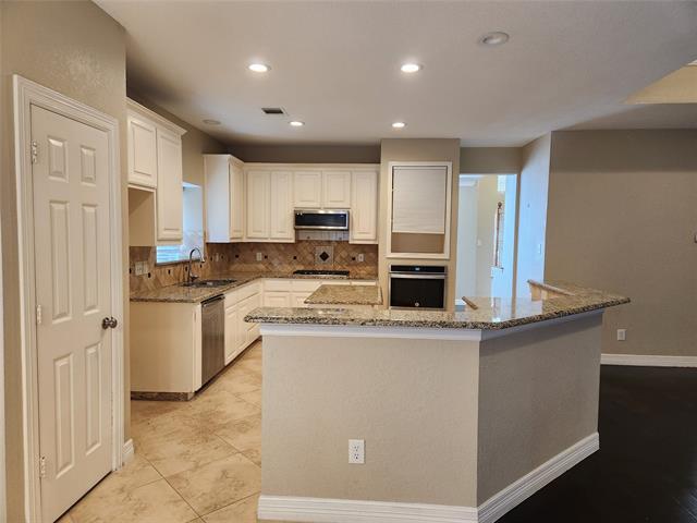 Building Photo - 7009 Dobbins Dr