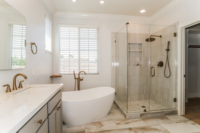 Building Photo - 7808 Abbington Way