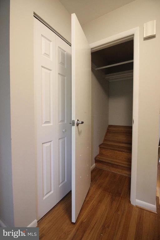 Building Photo - 6211 Duntley Ct