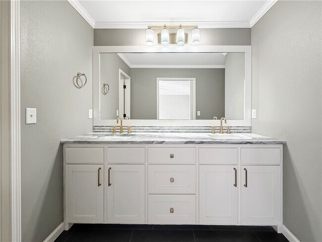 Building Photo - 27 W La Quinta Ct