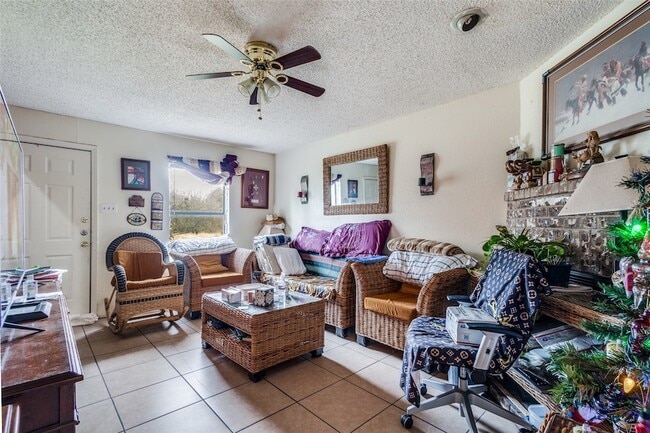 Building Photo - 3079 Olympia Dr