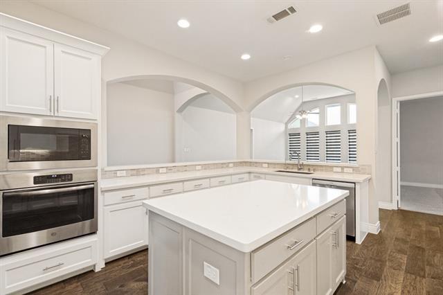 Building Photo - 2065 Snapdragon Rd