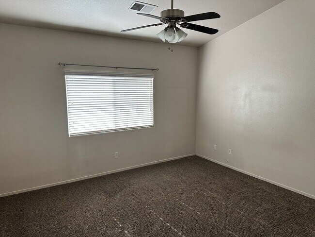 Building Photo - 2610 N Duke St