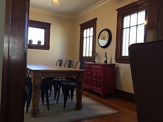 Building Photo - 321 Charles Avenue Southeast