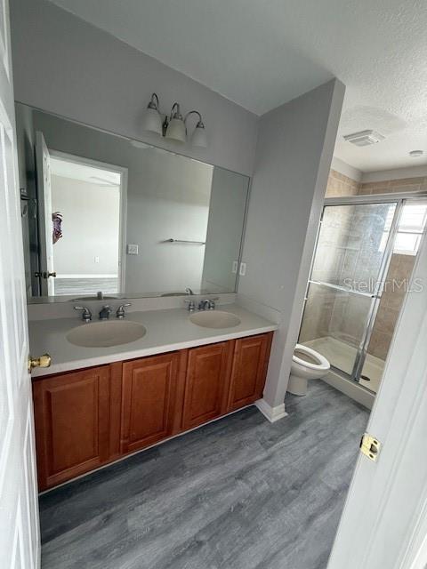 Building Photo - 20460 Needletree Dr