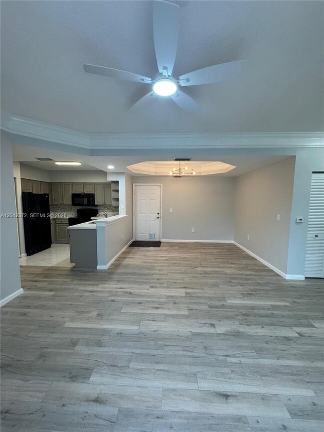 Building Photo - 2042 Alta Meadows Ln