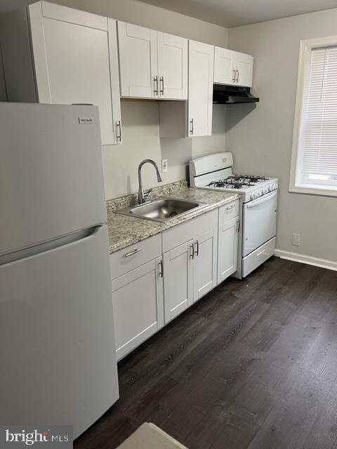 Building Photo - 708 Hartford Ct