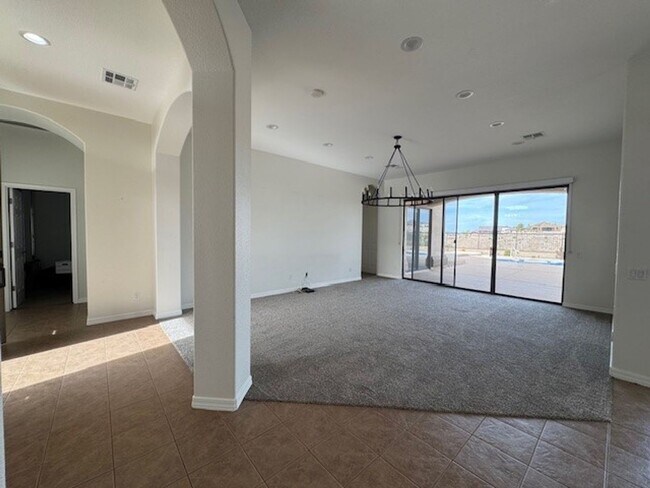 Building Photo - 3 BR on the GOLF COURSE with POOL-Laughlin Ranch with views
