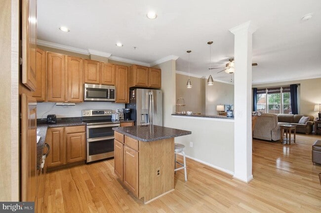 Building Photo - 1514 Long Dr Ct