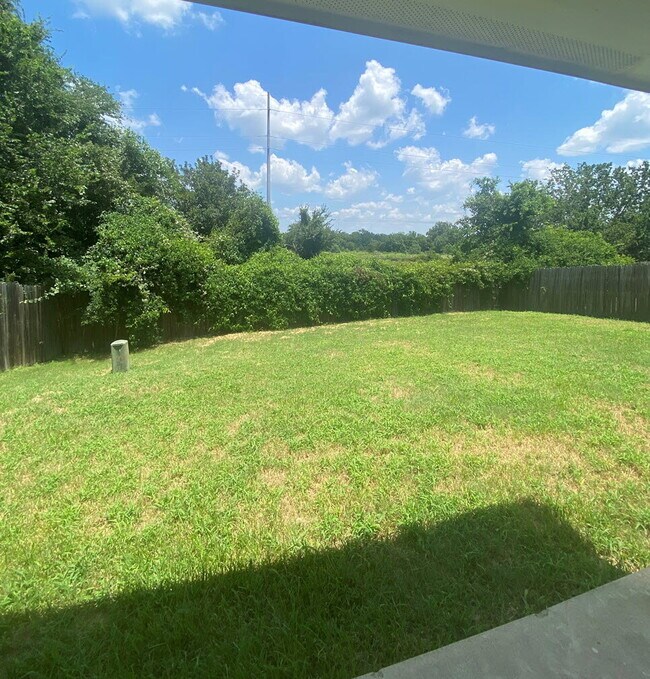 Building Photo - 2908 Horseback Ct