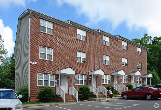Primary Photo - 1408 Crest Rd