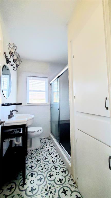 Building Photo - 2421 Cleburne St