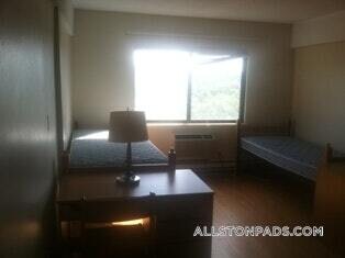 Building Photo - 1110 Commonwealth Ave