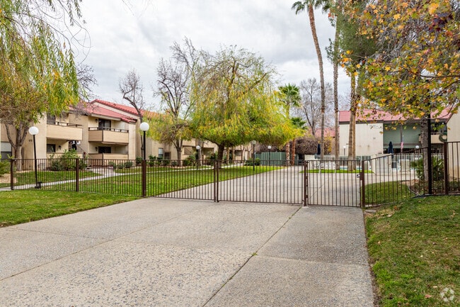 Building Photo - Willows by Riva Park