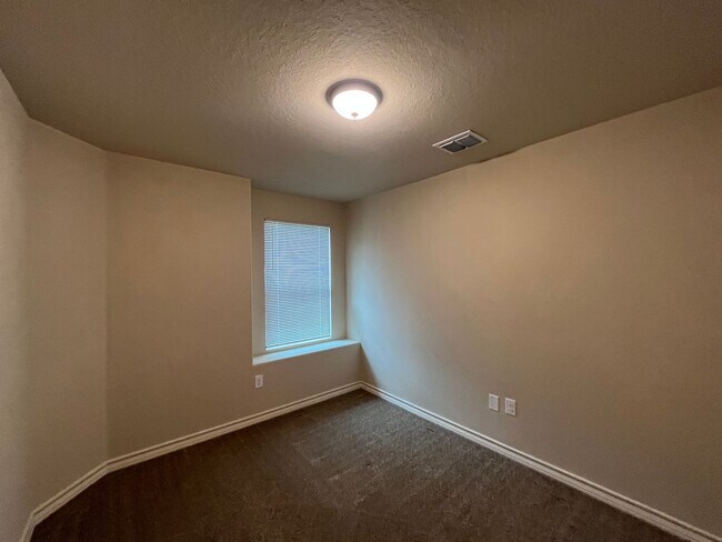 Building Photo - 6319 Luglio Ln