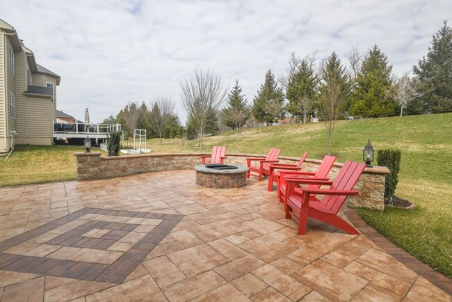 Building Photo - Luxury Home in Greenville Overlook