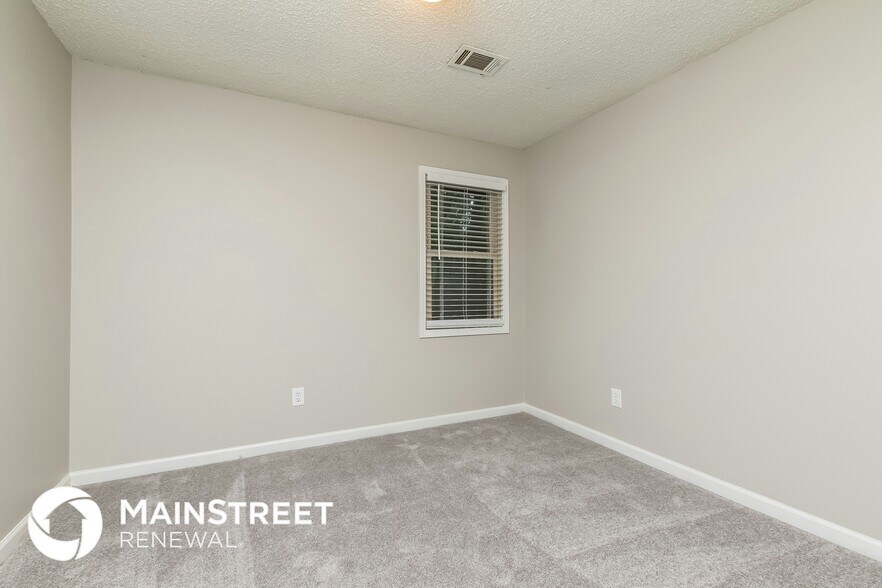 Building Photo - 181 Holly Ct