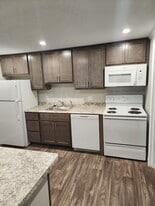 Building Photo - Montrose Square