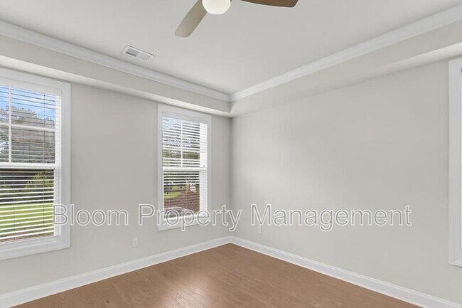 Building Photo - 1577 Krait Ct