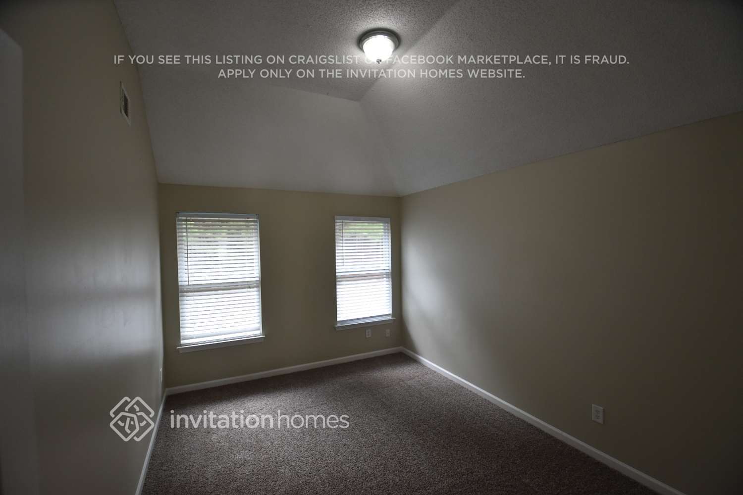 Building Photo - 4103 Sitka Dr