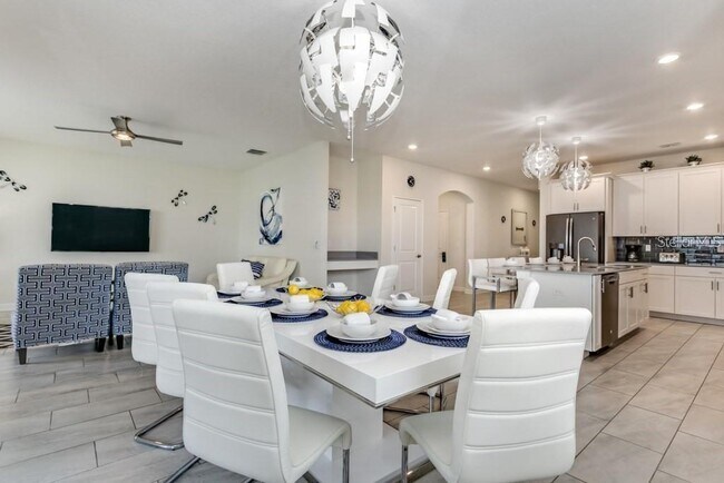 Building Photo - 1561 Flange Dr