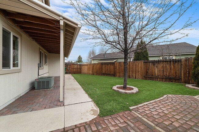 Building Photo - 1642 Caulsa Lane - Coming Soon - Available Mid May!!