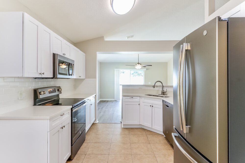 Building Photo - 1305 Alhambra Crest Dr