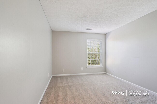 Building Photo - 3157 Skinner Dr