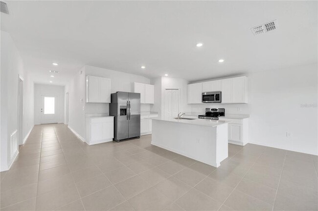 Building Photo - 3460 Chinotto Dr