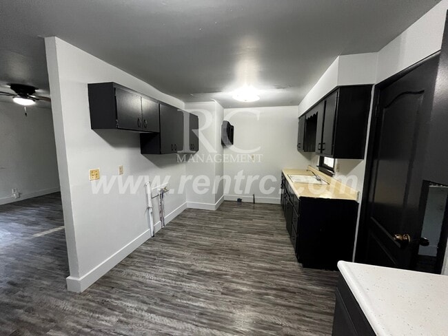 Building Photo - 218 Tennessee-