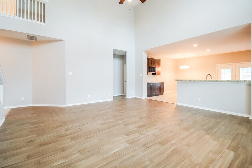 Building Photo - 16831 Marlin Spike Way