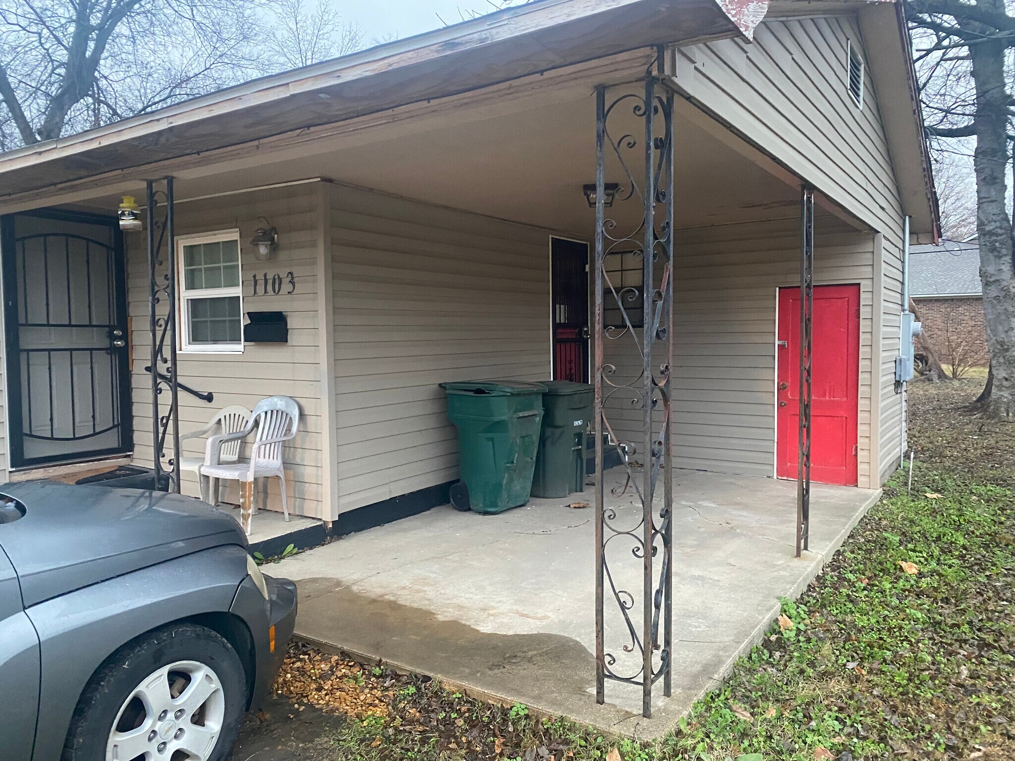 Building Photo - 1103 S Lilly St