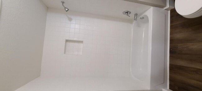 Building Photo - 8780 E Brown Rd