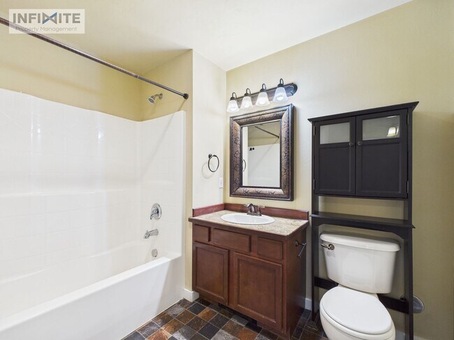 Building Photo - Beautifully Updated 2 Bedroom, 2 Bath Condo with Carport – Great Layout & Modern Finishes!