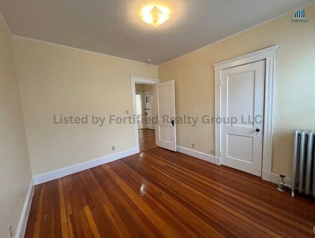 Building Photo - 142 Washington St