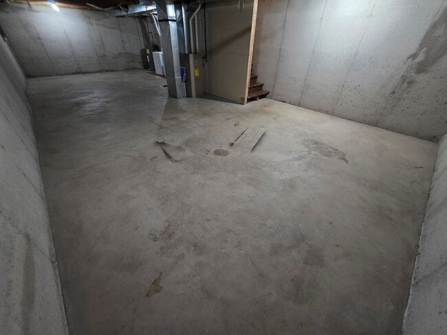 Building Photo - 4925 Coventry Ct