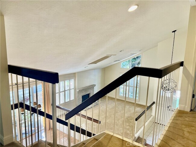 Building Photo - 24822 Via San Fernando