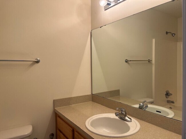 Building Photo - Spacious 3-Bedroom Home with Loft & Large Backyard!