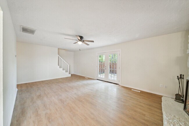 Building Photo - 3227 S Allegheny Ave