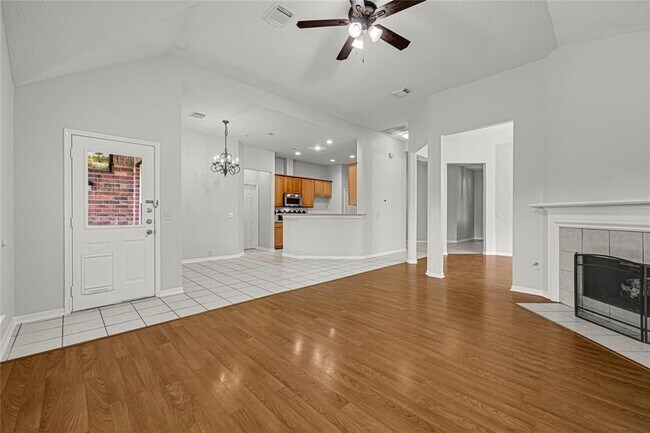 Building Photo - 7530 Broken Oak Ln