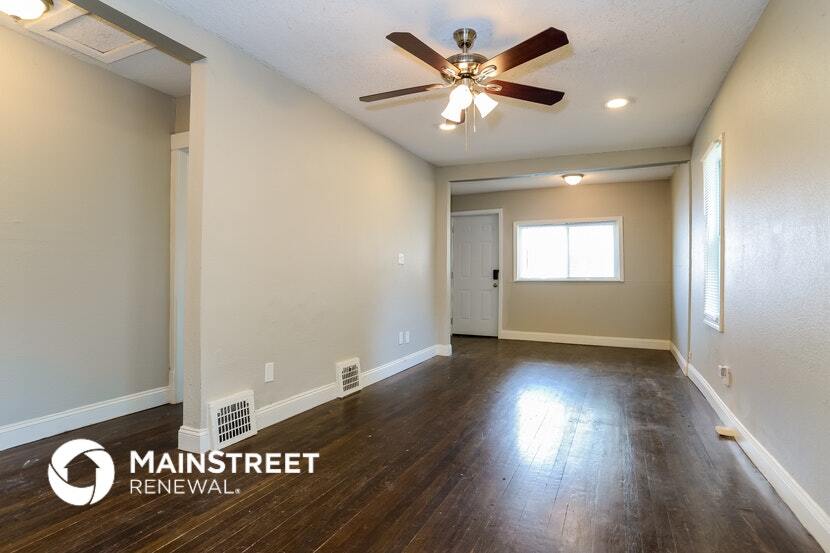 Building Photo - 7600 Washington St