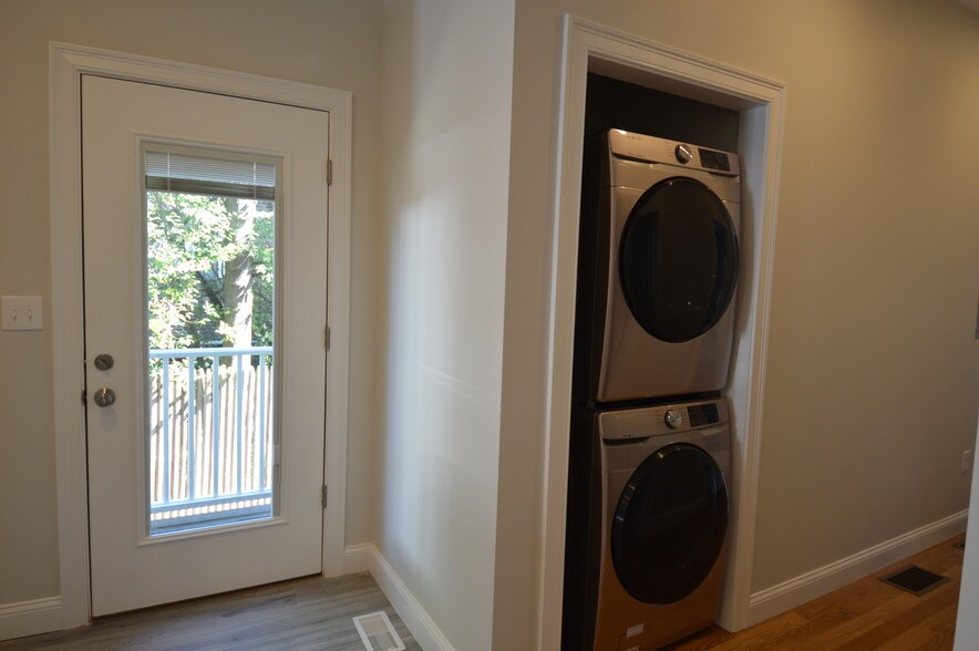 Building Photo - 66 Allston St