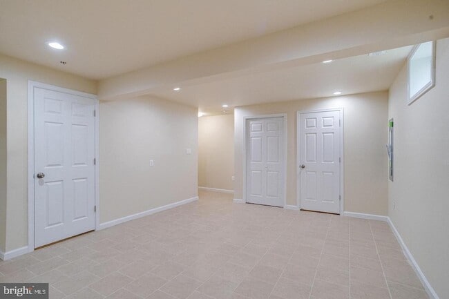 Building Photo - 1236 Frances Pl