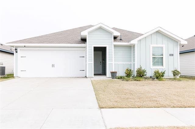 Building Photo - 6505 Waterfall Ln